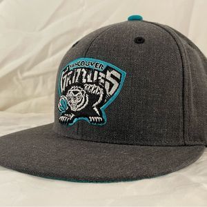 Vancouver Grizzlies - Fitted Hat - Mitchell & Ness - 7 1/4